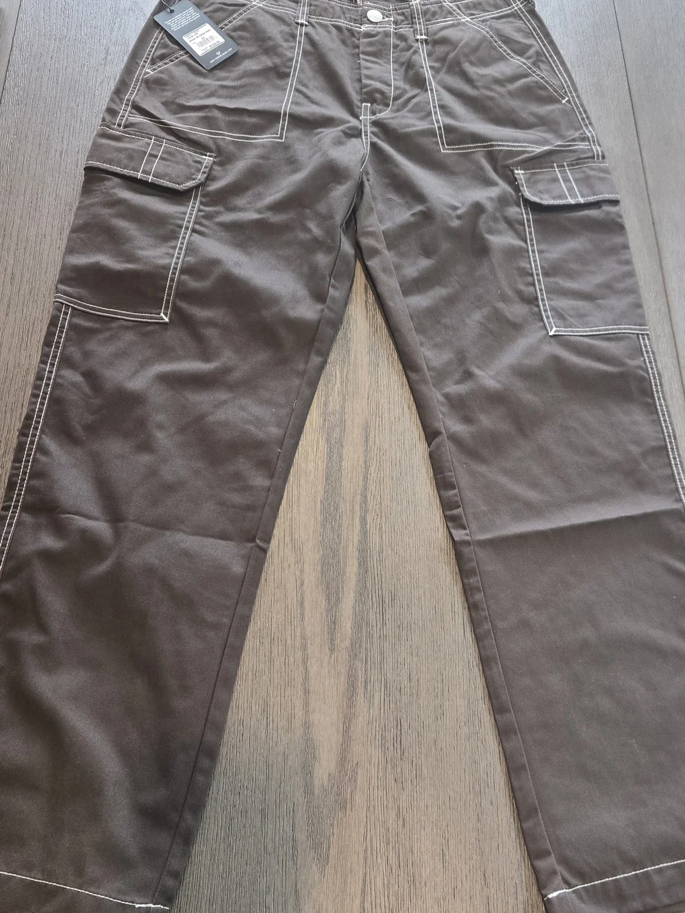 True Religion Mens Baggy SN Cargo Pants 34 Java Brown White Contrast Stitch NWT